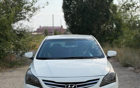 Hyundai Solaris II рестайлинг, 2014 год, 1 090 000 рублей, 2 фотография