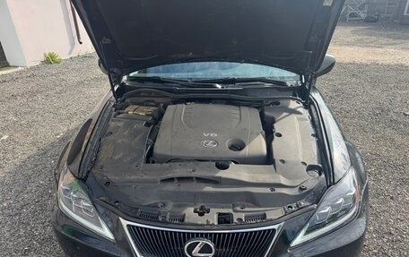 Lexus IS II рестайлинг 2, 2006 год, 800 000 рублей, 9 фотография