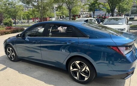 Hyundai Elantra, 2021 год, 1 500 000 рублей, 5 фотография