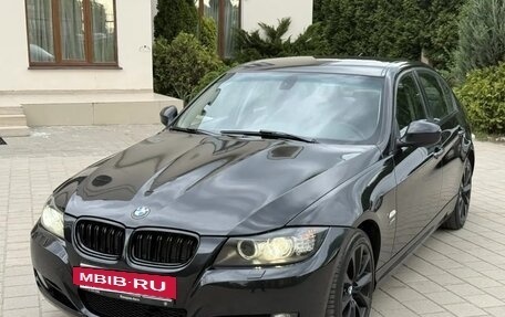 BMW 3 серия, 2011 год, 1 023 000 рублей, 4 фотография