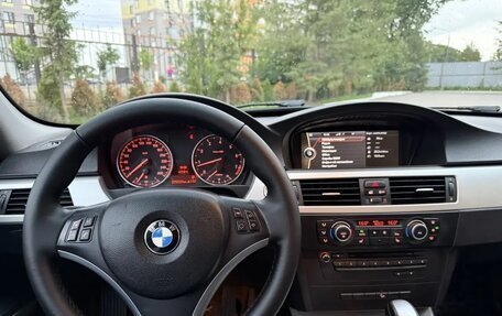 BMW 3 серия, 2011 год, 1 023 000 рублей, 23 фотография