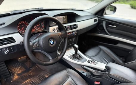 BMW 3 серия, 2011 год, 1 023 000 рублей, 21 фотография