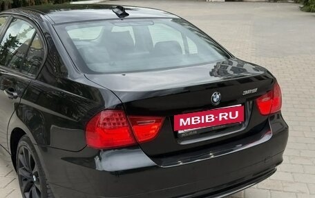 BMW 3 серия, 2011 год, 1 023 000 рублей, 15 фотография