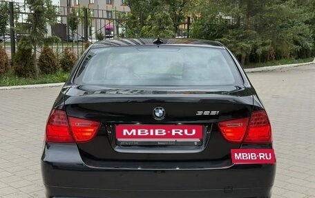 BMW 3 серия, 2011 год, 1 023 000 рублей, 13 фотография