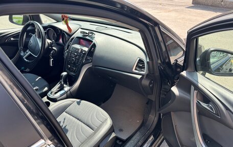 Opel Astra J, 2013 год, 700 000 рублей, 12 фотография