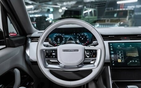 Land Rover Range Rover IV рестайлинг, 2025 год, 32 490 000 рублей, 10 фотография