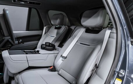 Land Rover Range Rover IV рестайлинг, 2025 год, 32 490 000 рублей, 17 фотография