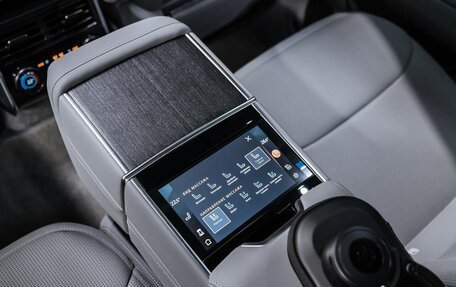 Land Rover Range Rover IV рестайлинг, 2025 год, 32 490 000 рублей, 27 фотография