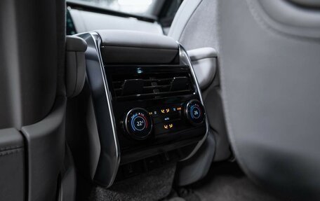 Land Rover Range Rover IV рестайлинг, 2025 год, 32 490 000 рублей, 29 фотография