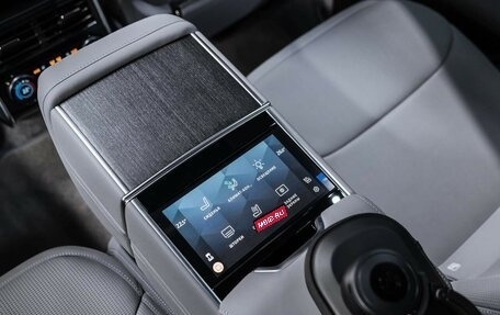 Land Rover Range Rover IV рестайлинг, 2025 год, 32 490 000 рублей, 26 фотография