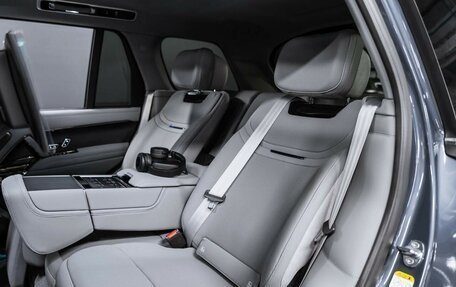 Land Rover Range Rover IV рестайлинг, 2025 год, 32 490 000 рублей, 17 фотография