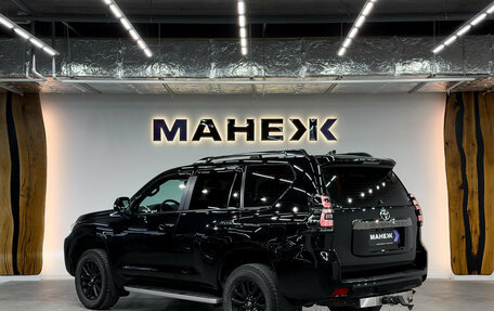 Toyota Land Cruiser Prado 150 рестайлинг 2, 2021 год, 6 990 000 рублей, 4 фотография