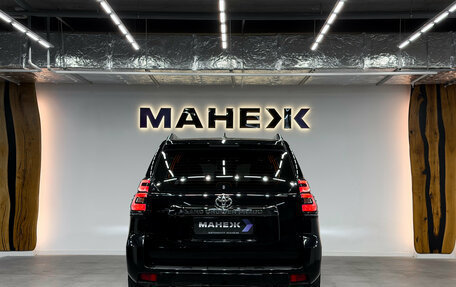Toyota Land Cruiser Prado 150 рестайлинг 2, 2021 год, 6 990 000 рублей, 5 фотография