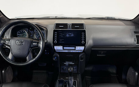 Toyota Land Cruiser Prado 150 рестайлинг 2, 2021 год, 6 990 000 рублей, 10 фотография