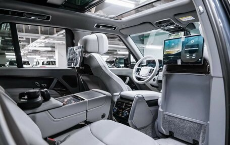 Land Rover Range Rover IV рестайлинг, 2025 год, 32 490 000 рублей, 2 фотография