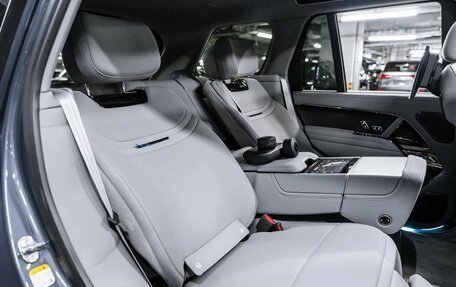 Land Rover Range Rover IV рестайлинг, 2025 год, 32 490 000 рублей, 13 фотография