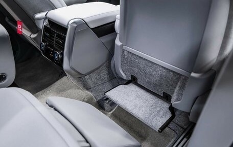 Land Rover Range Rover IV рестайлинг, 2025 год, 32 490 000 рублей, 19 фотография