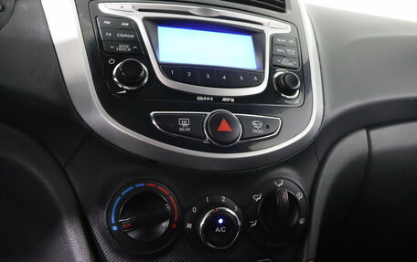 Hyundai Solaris II рестайлинг, 2012 год, 749 990 рублей, 15 фотография