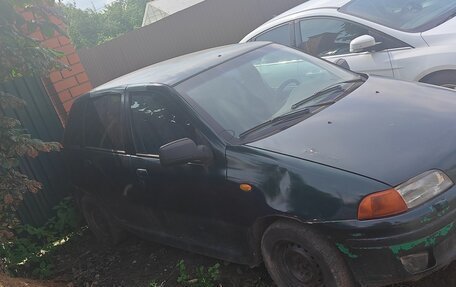 Fiat Punto III Punto Evo рестайлинг, 1997 год, 30 000 рублей, 2 фотография