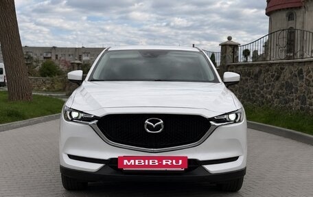 Mazda CX-5 II, 2019 год, 2 400 000 рублей, 2 фотография