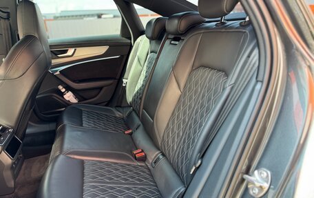 Audi A6, 2018 год, 4 200 000 рублей, 18 фотография