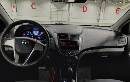 Hyundai Solaris II рестайлинг, 2016 год, 1 299 000 рублей, 17 фотография