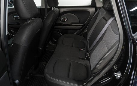 KIA Soul II рестайлинг, 2018 год, 1 719 000 рублей, 15 фотография