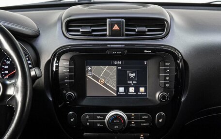 KIA Soul II рестайлинг, 2018 год, 1 719 000 рублей, 22 фотография