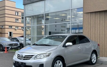 Toyota Corolla, 2011 год, 900 000 рублей, 3 фотография