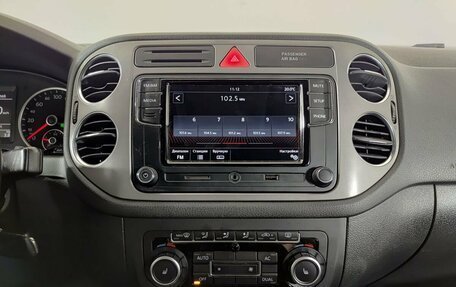 Volkswagen Tiguan I, 2010 год, 1 050 000 рублей, 18 фотография