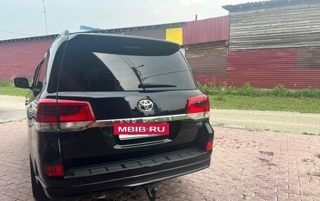 Toyota Land Cruiser 200, 2019 год, 8 150 000 рублей, 2 фотография
