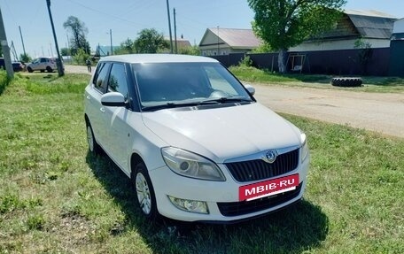 Skoda Fabia II, 2012 год, 460 000 рублей, 2 фотография