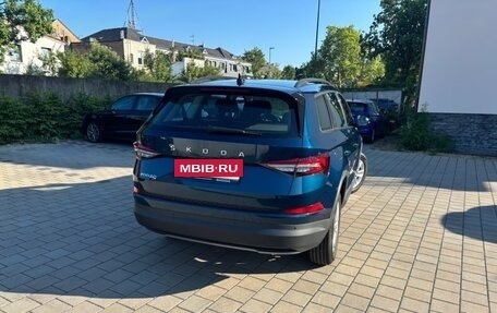 Skoda Kodiaq I, 2023 год, 3 700 000 рублей, 3 фотография