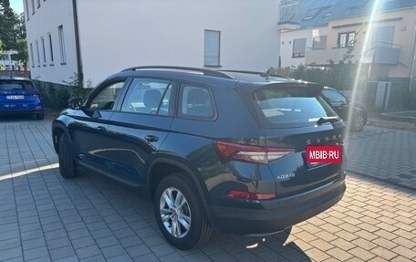 Skoda Kodiaq I, 2023 год, 3 700 000 рублей, 4 фотография