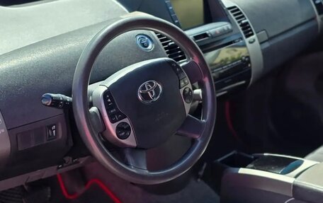 Toyota Prius, 2008 год, 750 000 рублей, 5 фотография