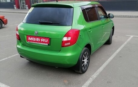 Skoda Fabia II, 2013 год, 550 000 рублей, 3 фотография