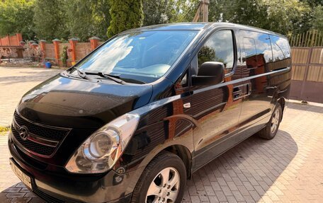 Hyundai Grand Starex Grand Starex I рестайлинг 2, 2016 год, 2 550 000 рублей, 7 фотография
