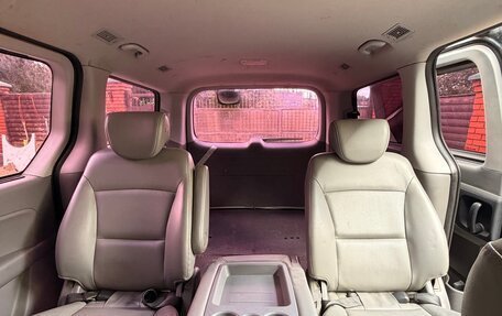 Hyundai Grand Starex Grand Starex I рестайлинг 2, 2016 год, 2 550 000 рублей, 21 фотография