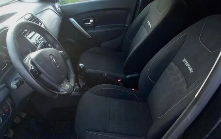 Renault Sandero II рестайлинг, 2015 год, 900 000 рублей, 8 фотография