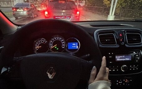 Renault Sandero II рестайлинг, 2015 год, 900 000 рублей, 12 фотография
