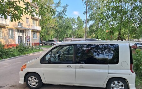 Honda Mobilio I, 2002 год, 380 000 рублей, 3 фотография