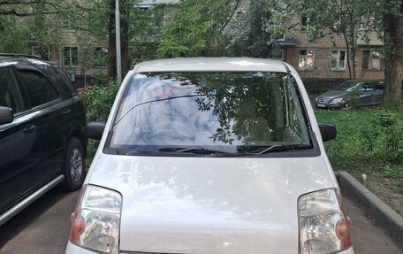 Honda Mobilio I, 2002 год, 380 000 рублей, 2 фотография