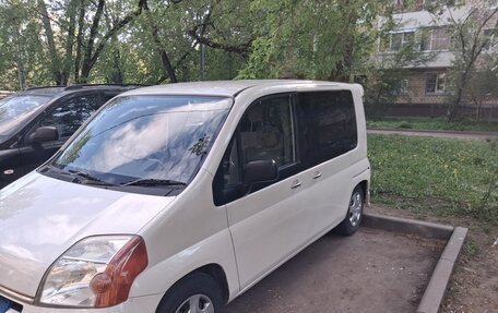 Honda Mobilio I, 2002 год, 380 000 рублей, 5 фотография