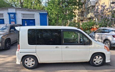 Honda Mobilio I, 2002 год, 380 000 рублей, 16 фотография