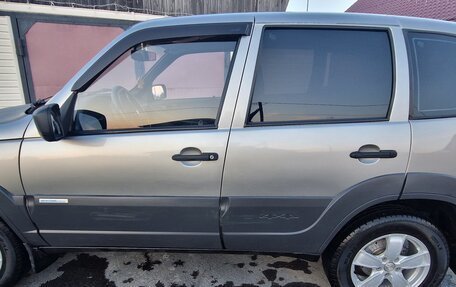 Chevrolet Niva I рестайлинг, 2013 год, 530 000 рублей, 6 фотография