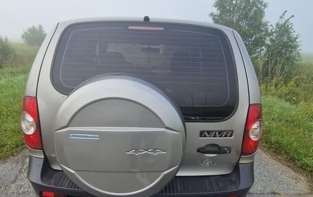 Chevrolet Niva I рестайлинг, 2013 год, 530 000 рублей, 17 фотография
