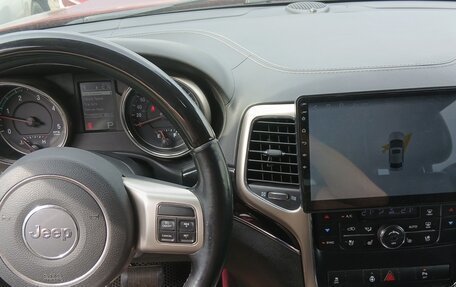 Jeep Grand Cherokee, 2012 год, 1 900 000 рублей, 13 фотография