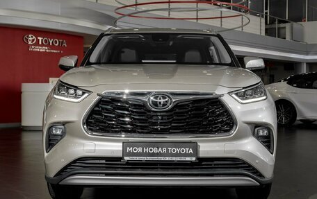 Toyota Highlander, 2026 год, 5 700 000 рублей, 2 фотография