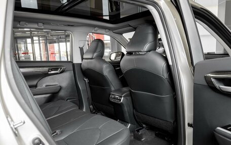 Toyota Highlander, 2026 год, 5 700 000 рублей, 22 фотография