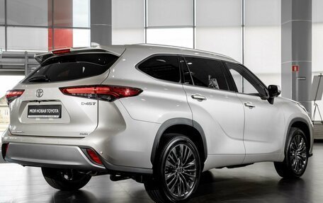 Toyota Highlander, 2026 год, 5 700 000 рублей, 29 фотография